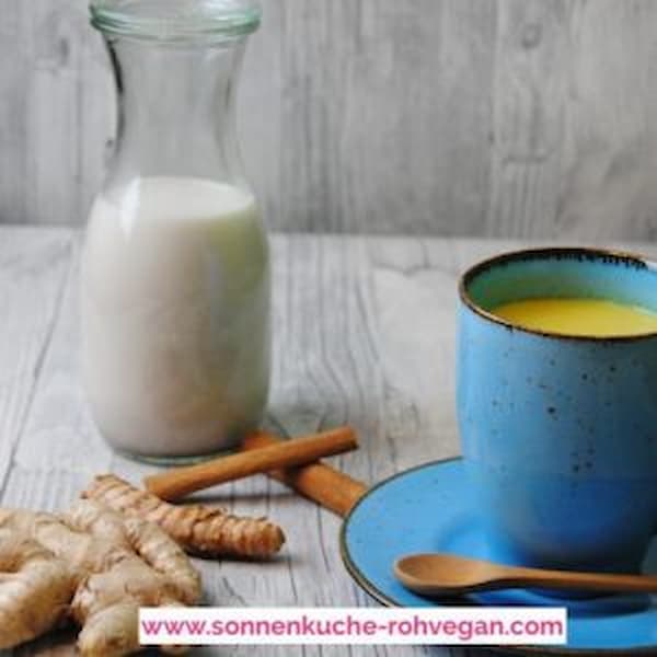goldene-milch-kurkuma-latte